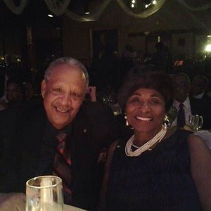 Meet your Posher, Lessie